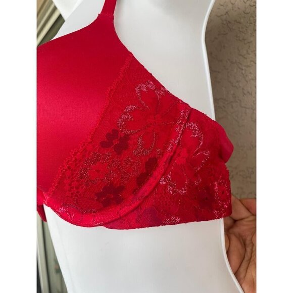 New Victoria Secret Bra 36B Push - Up - Picture 3 of 4